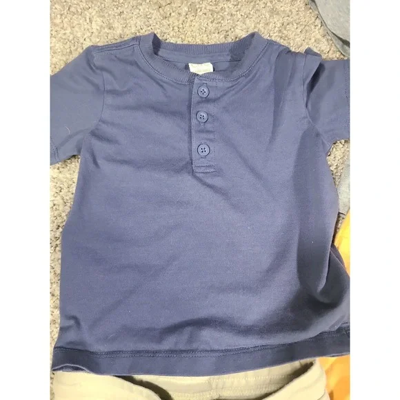 Baby boy outfits sets 12m - Picture 2 of 9